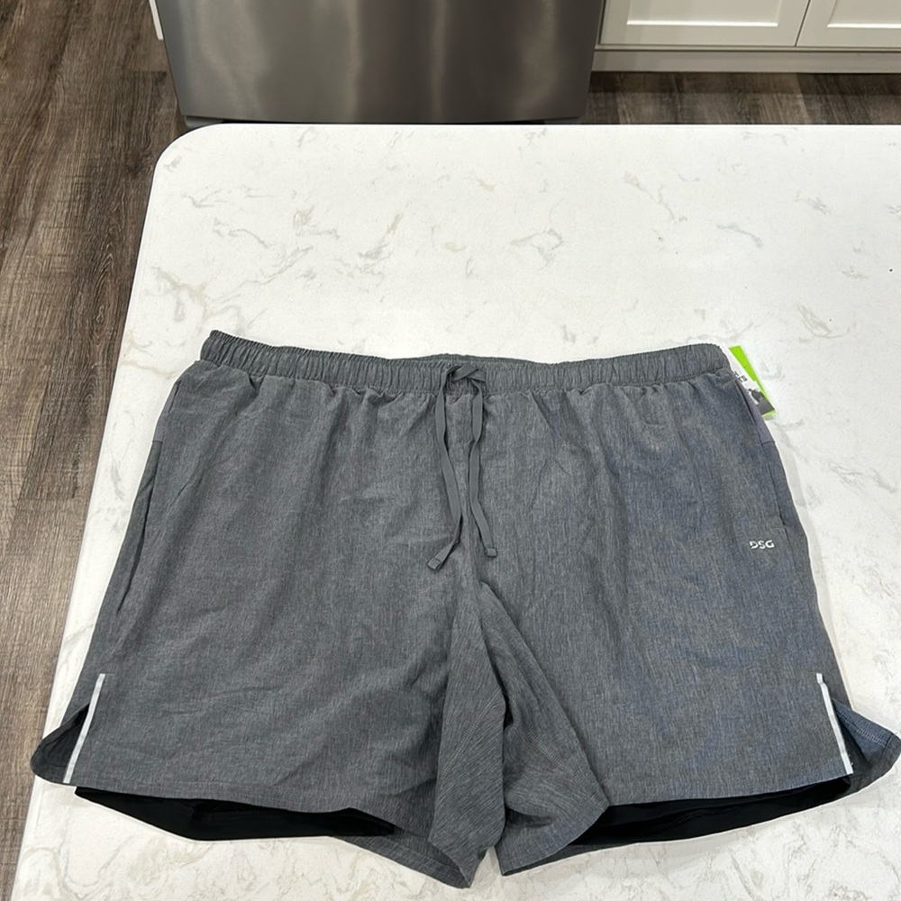 🎄 DSG 2 in 1 Stride Shorts